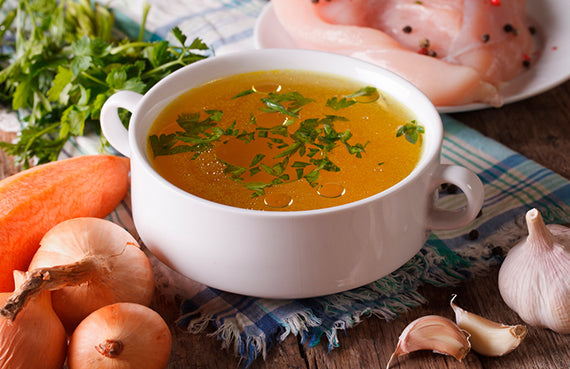 Caldo de pollo a presión