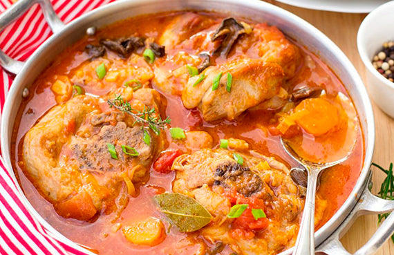 Osobuco de pavo con damascos turcos y naranja