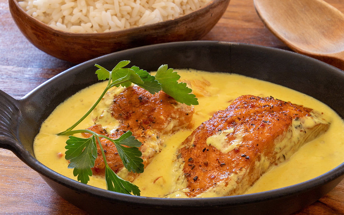 Curry Thai con salmón y arroz