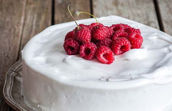 Torta de merengue frambuesa
