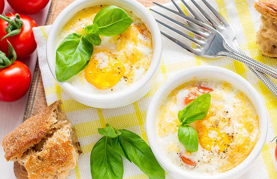 Huevos al horno con salsa de champiñones