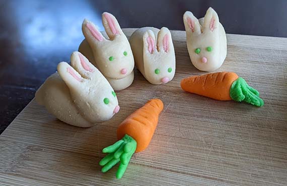 Figuras de mazapán vegano