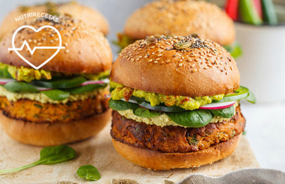 Hamburguesas de quinoa y berenjena
