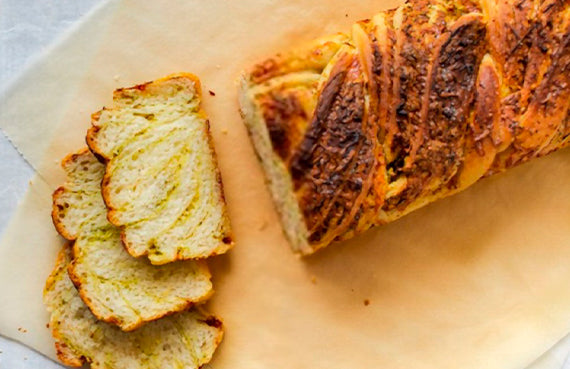 Babka de pesto