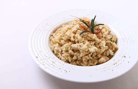 Guiso de arroz con atún