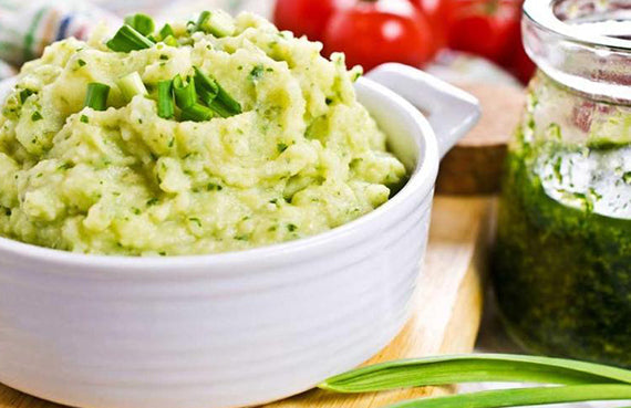 Puré al pesto de albahaca