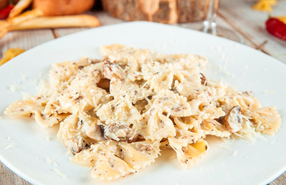 Pasta Alfredo con pollo